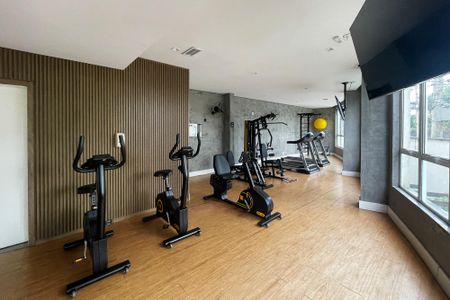 Casa de condomínio para alugar com 169m², 4 quartos e 3 vagas Casa de condomínio para alugar com 169m², 4 quartos e 3 vagasÁrea comum - Academia
