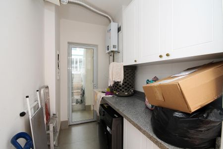 Casa de condomínio para alugar com 169m², 4 quartos e 3 vagas Casa de condomínio para alugar com 169m², 4 quartos e 3 vagasLavanderia