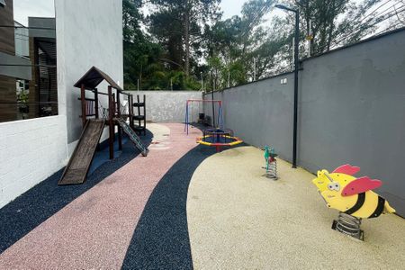 Casa de condomínio para alugar com 169m², 4 quartos e 3 vagas Casa de condomínio para alugar com 169m², 4 quartos e 3 vagasÁrea comum - Playground