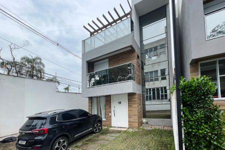 Casa de condomínio para alugar com 169m², 4 quartos e 3 vagas Casa de condomínio para alugar com 169m², 4 quartos e 3 vagasFachada Casa