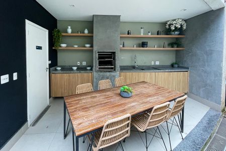 Casa de condomínio para alugar com 169m², 4 quartos e 3 vagas Casa de condomínio para alugar com 169m², 4 quartos e 3 vagasÁrea comum - Churrasqueira