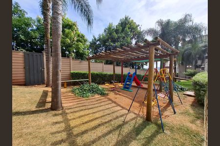 Apartamento para alugar com 46m², 2 quartos e 1 vaga Apartamento para alugar com 46m², 2 quartos e 1 vagaÁrea comum - Playground