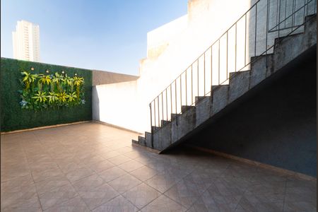 Quintal de casa à venda com 3 quartos, 224m² em Vila Alexandria, São Paulo