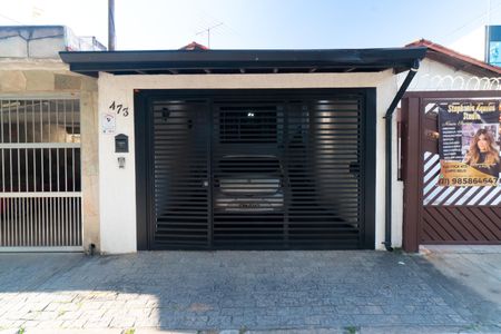 Fachada de casa à venda com 3 quartos, 224m² em Vila Alexandria, São Paulo