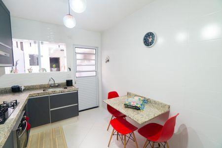 Cozinha de casa à venda com 3 quartos, 224m² em Vila Alexandria, São Paulo