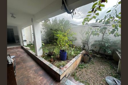 Casa para alugar com 650m², 3 quartos e 4 vagas Casa para alugar com 650m², 3 quartos e 4 vagasFoto 28
