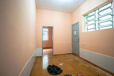 Sala de casa para alugar com 1 quarto, 55m² em Ramos, Rio de Janeiro