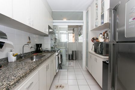 Apartamento à venda com 80m², 2 quartos e 2 vagas Apartamento à venda com 80m², 2 quartos e 2 vagasCozinha