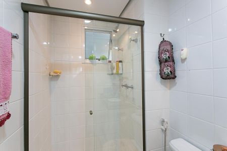 Apartamento à venda com 80m², 2 quartos e 2 vagas Apartamento à venda com 80m², 2 quartos e 2 vagasBanheiro