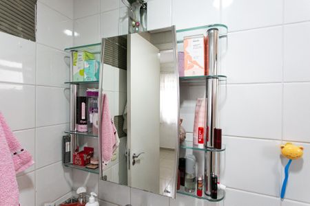 Apartamento à venda com 80m², 2 quartos e 2 vagas Apartamento à venda com 80m², 2 quartos e 2 vagasBanheiro da Suíte