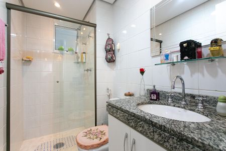 Apartamento à venda com 80m², 2 quartos e 2 vagas Apartamento à venda com 80m², 2 quartos e 2 vagasBanheiro