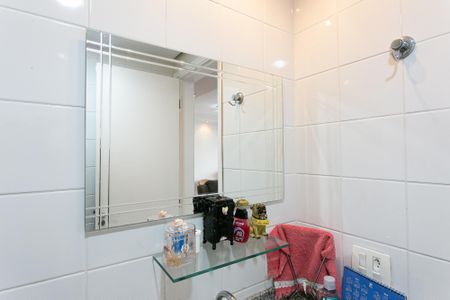 Apartamento à venda com 80m², 2 quartos e 2 vagas Apartamento à venda com 80m², 2 quartos e 2 vagasBanheiro