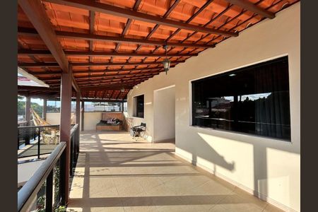 Casa para alugar com 360m², 5 quartos e 4 vagas Casa para alugar com 360m², 5 quartos e 4 vagasFoto 01