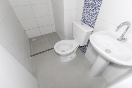 Apartamento à venda com 41m², 2 quartos e sem vaga Apartamento à venda com 41m², 2 quartos e sem vagaBanheiro