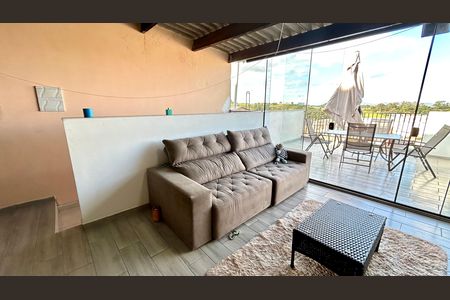 Casa para alugar com 2 quartos, 300m² em Jardim Alice, Guarulhos