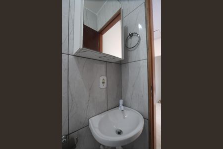 Casa para alugar com 60m², 3 quartos e sem vagaBanheiro