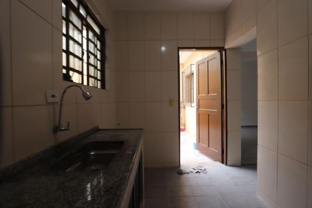 Casa para alugar com 60m², 3 quartos e sem vagaCozinha