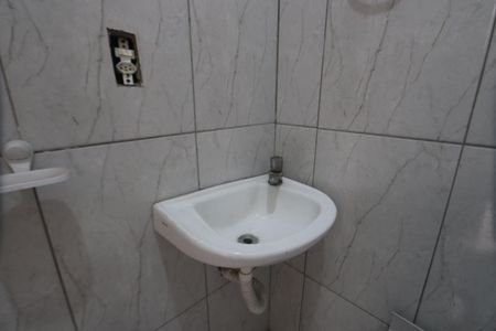 Casa para alugar com 60m², 3 quartos e sem vagaBanheiro de Serviço