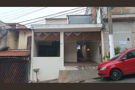 Casa para alugar com 60m², 3 quartos e sem vaga Casa para alugar com 60m², 3 quartos e sem vagaFachada