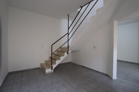 Sala de casa para alugar com 3 quartos, 60m² em Jardim Sapopemba, São Paulo
