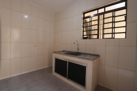 Casa para alugar com 60m², 3 quartos e sem vagaCozinha