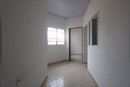 Casa para alugar com 60m², 3 quartos e sem vagaHall dos Quartos