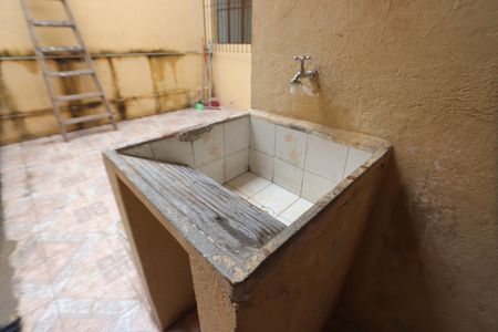 Casa para alugar com 60m², 3 quartos e sem vagaLavanderia