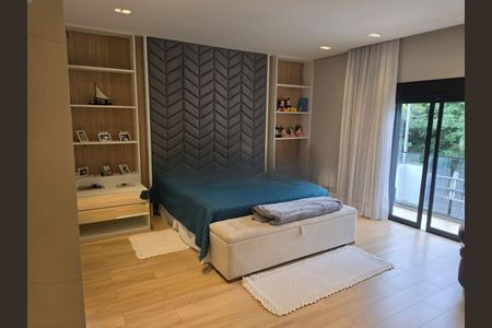 Casa à venda com 596m², 5 quartos e 12 vagas