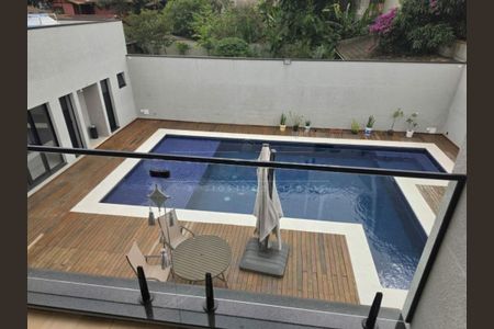 Casa à venda com 596m², 5 quartos e 12 vagas