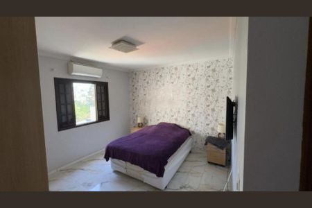 Casa à venda com 5 quartos, 370m² em Jardim Textil, São Paulo