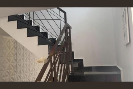 Casa à venda com 5 quartos, 370m² em Jardim Textil, São Paulo