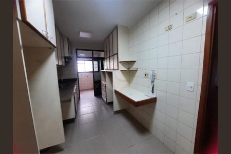 Apartamento à venda com 140m², 2 quartos e 2 vagas