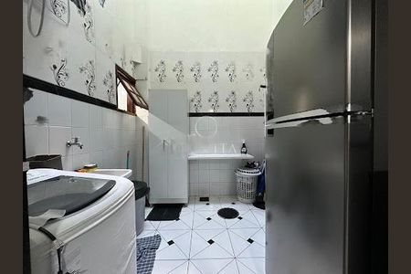 Casa à venda com 108m², 3 quartos e 1 vaga