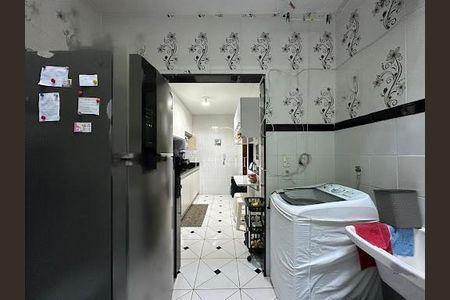 Casa à venda com 108m², 3 quartos e 1 vaga