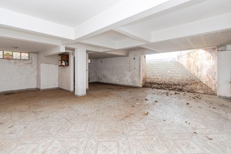 Casa para alugar com 296m², 3 quartos e 3 vagas Casa para alugar com 296m², 3 quartos e 3 vagasGaragem