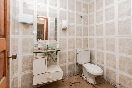 Casa para alugar com 296m², 3 quartos e 3 vagas Casa para alugar com 296m², 3 quartos e 3 vagasBanheiro de Serviço