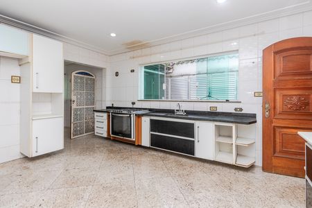 Casa para alugar com 296m², 3 quartos e 3 vagas Casa para alugar com 296m², 3 quartos e 3 vagasCozinha