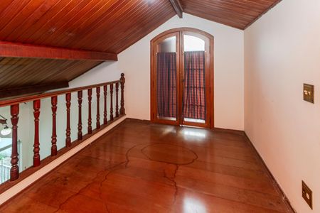 Casa para alugar com 296m², 3 quartos e 3 vagas Casa para alugar com 296m², 3 quartos e 3 vagasMezanino