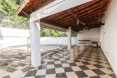Casa para alugar com 296m², 3 quartos e 3 vagas Casa para alugar com 296m², 3 quartos e 3 vagasQuintal
