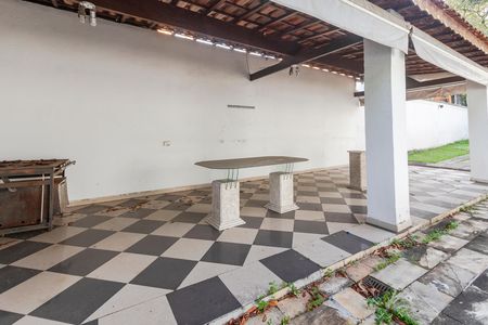 Casa para alugar com 296m², 3 quartos e 3 vagas Casa para alugar com 296m², 3 quartos e 3 vagasQuintal