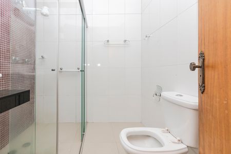 Casa para alugar com 296m², 3 quartos e 3 vagas Casa para alugar com 296m², 3 quartos e 3 vagasBanheiro da Suíte 3