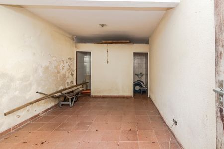 Casa para alugar com 296m², 3 quartos e 3 vagas Casa para alugar com 296m², 3 quartos e 3 vagasQuarto de Serviço