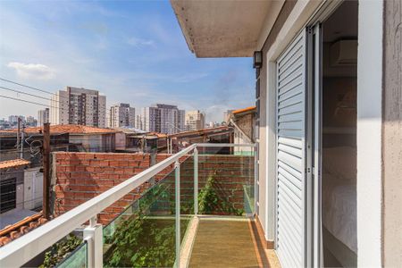 Casa à venda com 200m², 4 quartos e 2 vagas