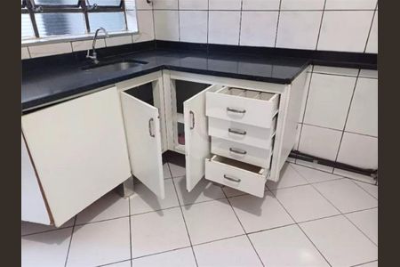 Casa à venda com 2 quartos, 125m² em Parque Assuncao, Taboão da Serra