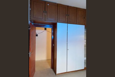 Casa para alugar com 185m², 3 quartos e 2 vagas Casa para alugar com 185m², 3 quartos e 2 vagasQuarto 2