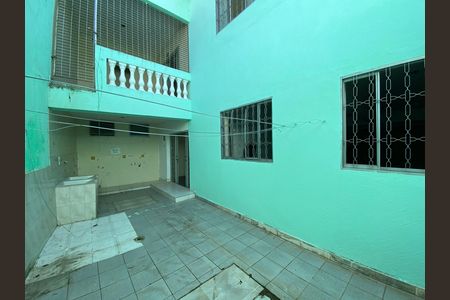 Casa para alugar com 185m², 3 quartos e 2 vagas Casa para alugar com 185m², 3 quartos e 2 vagasArea Externa