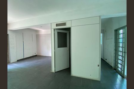 Casa para alugar com 185m², 3 quartos e 2 vagas Casa para alugar com 185m², 3 quartos e 2 vagasArea Externa