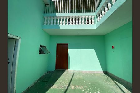 Casa para alugar com 185m², 3 quartos e 2 vagas Casa para alugar com 185m², 3 quartos e 2 vagasArea Externa