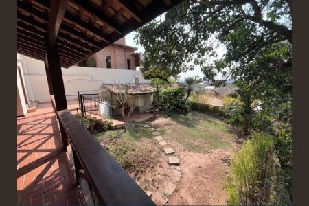 Casa para alugar com 380m², 3 quartos e 4 vagas