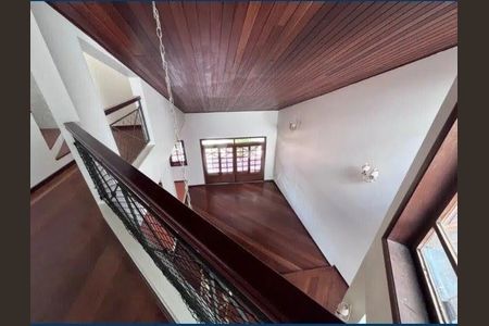 Casa para alugar com 380m², 3 quartos e 4 vagas